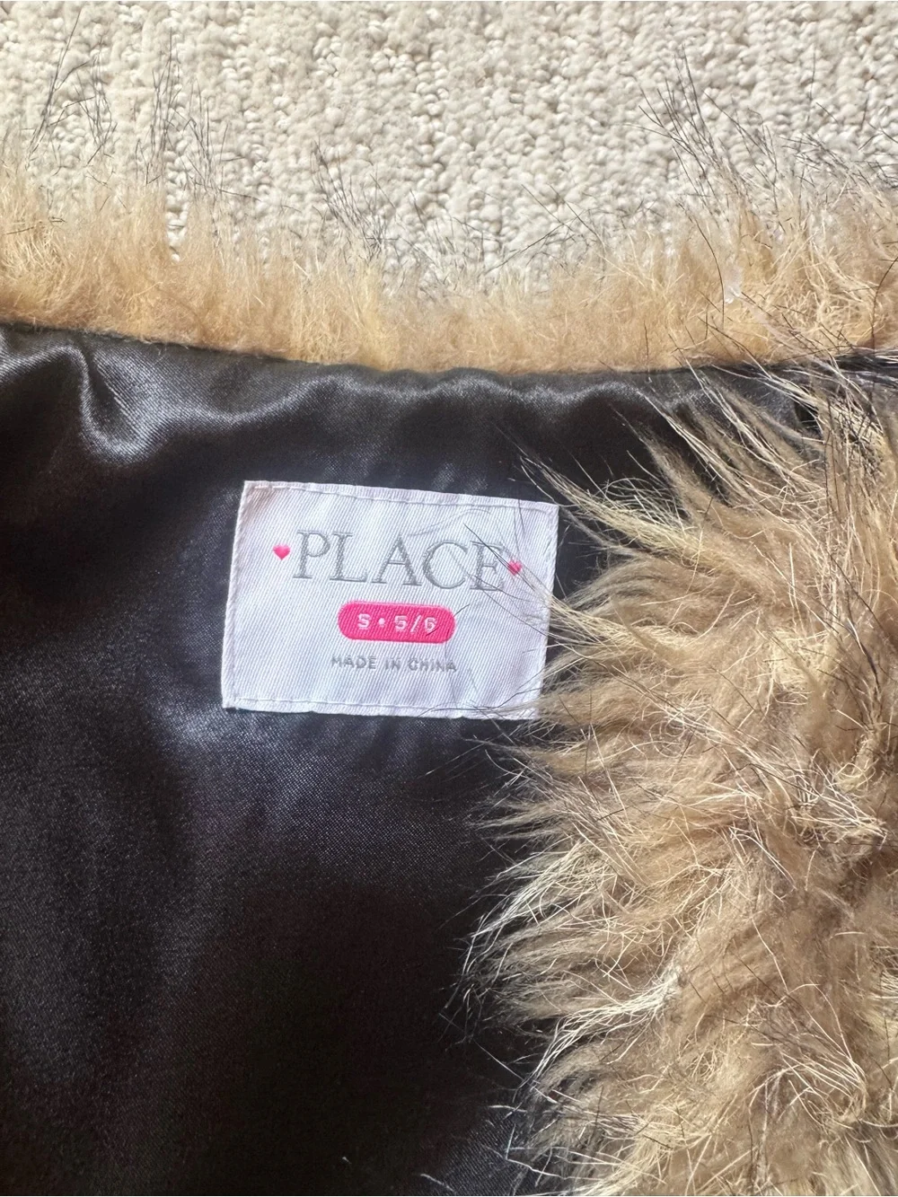 The Children's Place Faux Fur Vest in Brown with Black Lining. Size S.